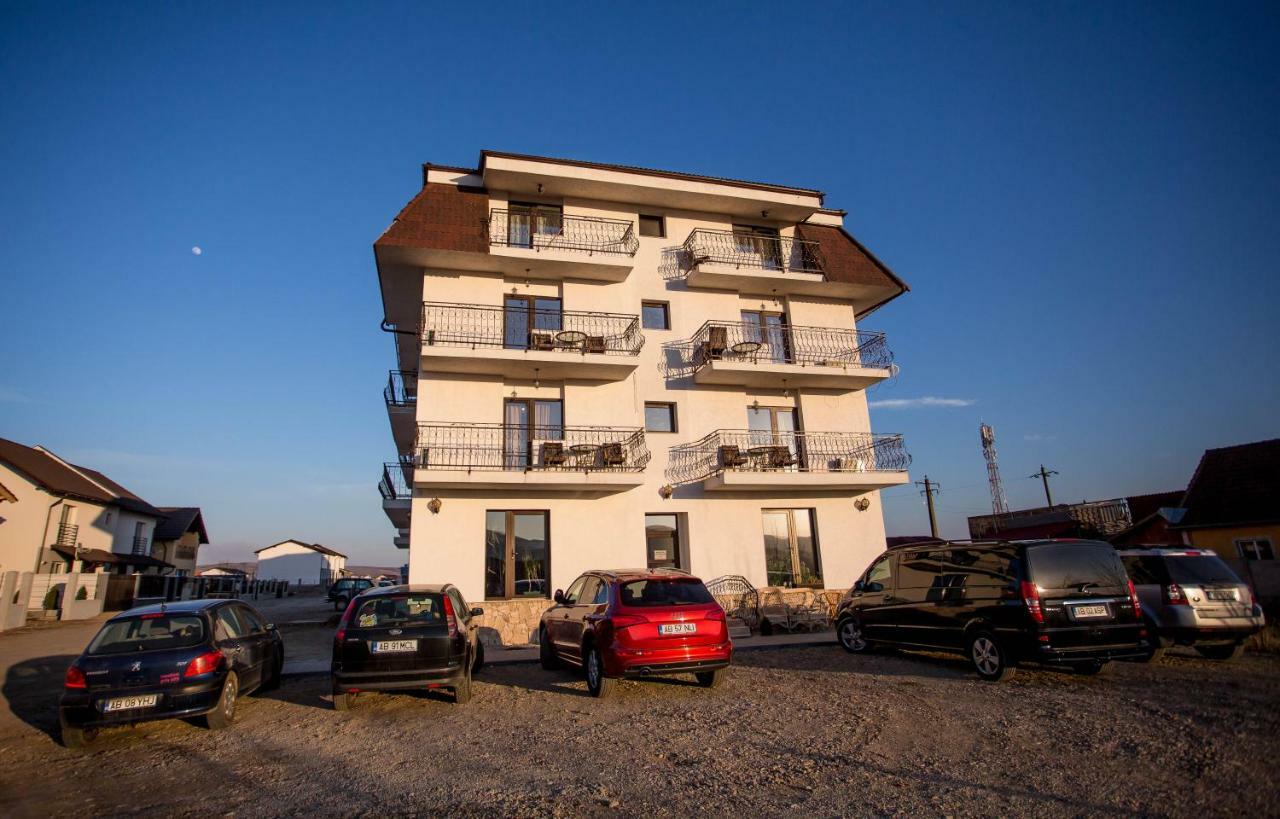 Sara, Alba Alba Iulia Exterior foto